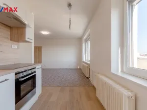 Pronájem bytu 2+kk, Hradec Králové - Pražské Předměstí, Horova, 51 m2