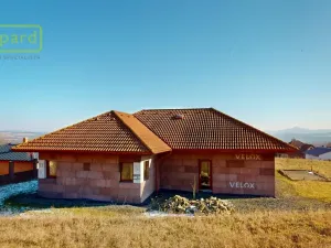 Prodej rodinného domu, Krupka - Unčín, Polní, 200 m2