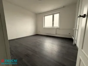 Prodej rodinného domu, Šanov, Dlouhá, 228 m2