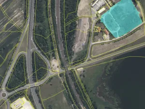 Prodej komerčního pozemku, Vrskmaň, 27899 m2