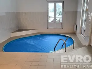 Pronájem rodinného domu, Praha - Nebušice, V březinkách, 365 m2