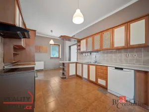 Prodej rodinného domu, Běrunice, 189 m2