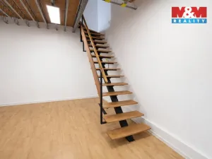 Pronájem skladu, Spořice, Spořická, 660 m2