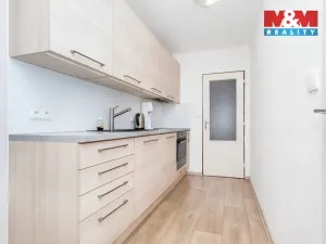 Prodej bytu 3+1, Pardubice - Bílé Předměstí, Na Drážce, 70 m2