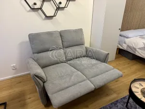 Pronájem bytu 1+kk, Praha - Žižkov, Malešická, 42 m2