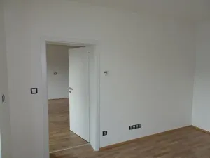 Pronájem bytu 2+kk, Pardubice - Zelené Předměstí, Hronovická, 62 m2