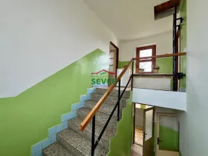 Prodej rodinného domu, Kožlany, Pražská, 200 m2