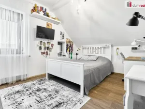 Prodej bytu 4+1, Karlovy Vary - Stará Role, Příčná, 92 m2