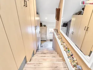 Prodej bytu 4+1, Karlovy Vary - Stará Role, Příčná, 92 m2