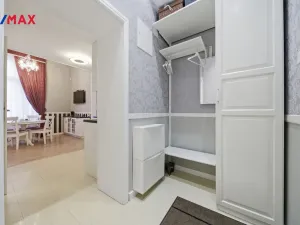Prodej bytu 2+kk, Karlovy Vary, Krále Jiřího, 49 m2
