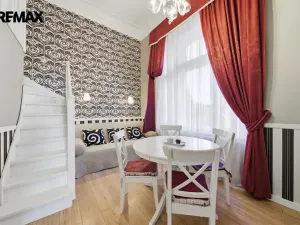 Prodej bytu 2+kk, Karlovy Vary, Krále Jiřího, 49 m2