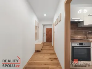 Prodej bytu 3+1, Plzeň - Doubravka, Železničářská, 77 m2