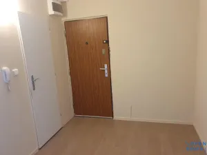 Prodej bytu 2+1, Karlovy Vary, Ostrovská, 58 m2