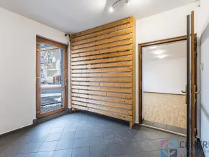 Pronájem obchodního prostoru, Jablonec nad Nisou, Pražská, 323 m2