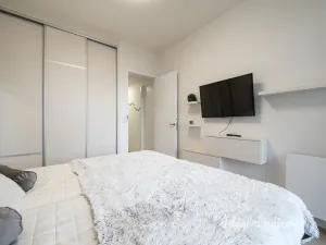 Pronájem bytu 3+kk, Praha - Holešovice, Sanderova, 97 m2