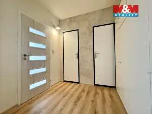 Pronájem bytu 3+1, Teplice - Trnovany, Edisonova, 69 m2