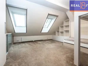 Prodej bytu 4+kk, Praha, Semilská, 139 m2