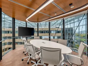 Pronájem kanceláře, Praha, Mezi vodami, 1365 m2