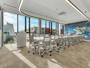 Pronájem kanceláře, Praha, Mezi vodami, 1365 m2