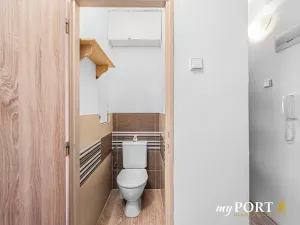 Pronájem bytu 1+1, Plzeň, Pod Lesem, 48 m2