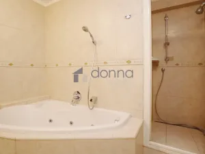 Pronájem bytu 2+kk, Praha, U Nikolajky, 82 m2