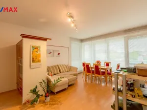 Pronájem bytu 3+kk, Hradec Králové - Nový Hradec Králové, Rybova, 72 m2