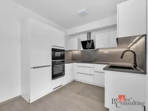 Pronájem bytu 2+kk, Hradec Králové - Třebeš, Pod Svahem, 64 m2