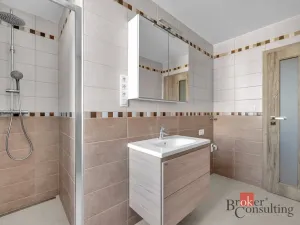 Pronájem bytu 2+kk, Hradec Králové - Třebeš, Pod Svahem, 64 m2