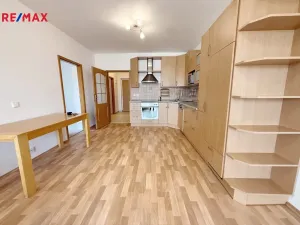 Pronájem bytu 3+kk, Odolena Voda, U Radnice, 78 m2