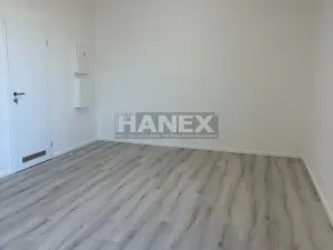 Pronájem obchodního prostoru, Praha - Hloubětín, Laponská, 73 m2