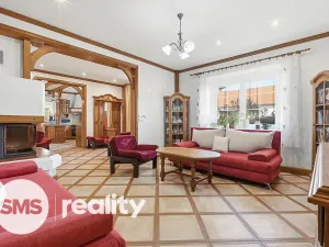 Prodej apartmánu, Štítary, 327 m2