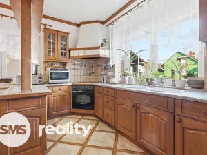 Prodej apartmánu, Štítary, 327 m2