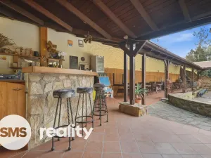 Prodej apartmánu, Štítary, 327 m2