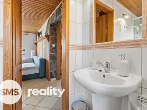 Prodej apartmánu, Štítary, 665 m2