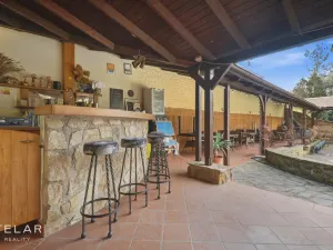 Prodej apartmánu, Štítary, 665 m2