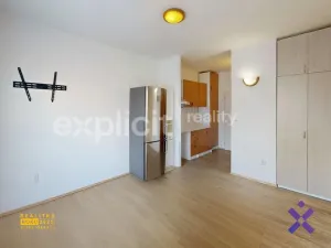 Pronájem bytu 1+kk, Zlín, M. Knesla, 20 m2