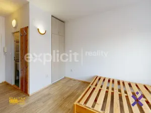 Pronájem bytu 1+kk, Zlín, M. Knesla, 20 m2