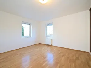 Pronájem rodinného domu, Popovičky, Na Skalce, 242 m2