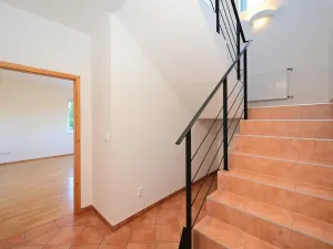 Pronájem rodinného domu, Popovičky, Na Skalce, 242 m2