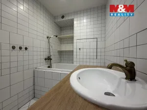 Prodej bytu 3+kk, Most, tř. Budovatelů, 68 m2