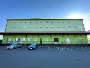 Pronájem skladu, Olomouc, Holická, 251 m2