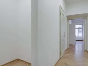 Pronájem bytu 1+kk, Praha, Myslíkova, 43 m2