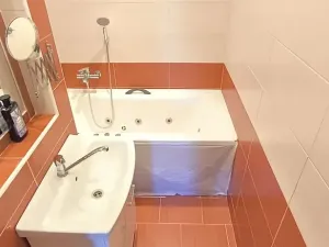 Pronájem bytu 3+1, Cheb, Valdštejnova, 83 m2