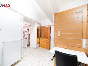 Pronájem obchodního prostoru, Praha - Libeň, Zenklova, 55 m2