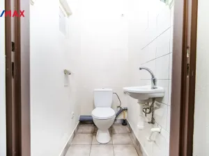 Pronájem obchodního prostoru, Praha - Libeň, Zenklova, 55 m2