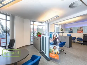 Pronájem obchodního prostoru, Praha - Zbraslav, Zbraslavské náměstí, 140 m2