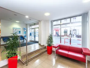 Pronájem obchodního prostoru, Praha - Zbraslav, Zbraslavské náměstí, 140 m2