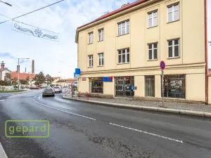 Pronájem obchodního prostoru, Praha - Zbraslav, Zbraslavské náměstí, 140 m2
