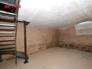 Pronájem obchodního prostoru, Plzeň, Slovanská, 41 m2