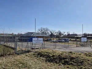 Pronájem komerčního pozemku, Planá, 1983 m2